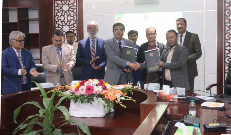 সোনালী ব্যাংক ও প্রাথমিক বিদ্যালয় শিক্ষণ কল্যাণ ট্রাস্টের চুক্তি সই